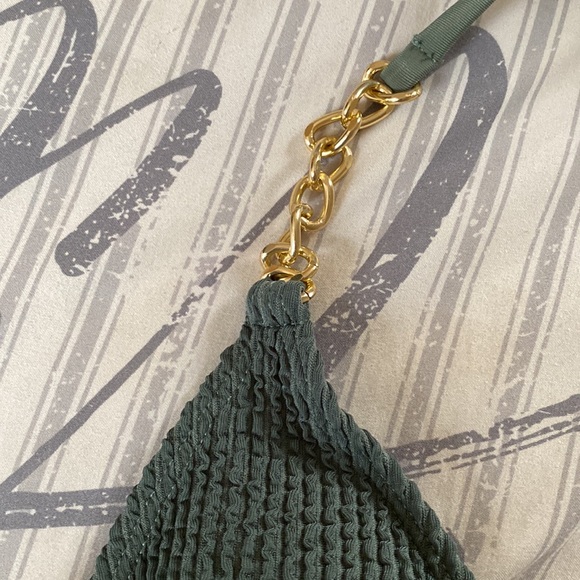 Chain Bikini - Picture 2 of 3